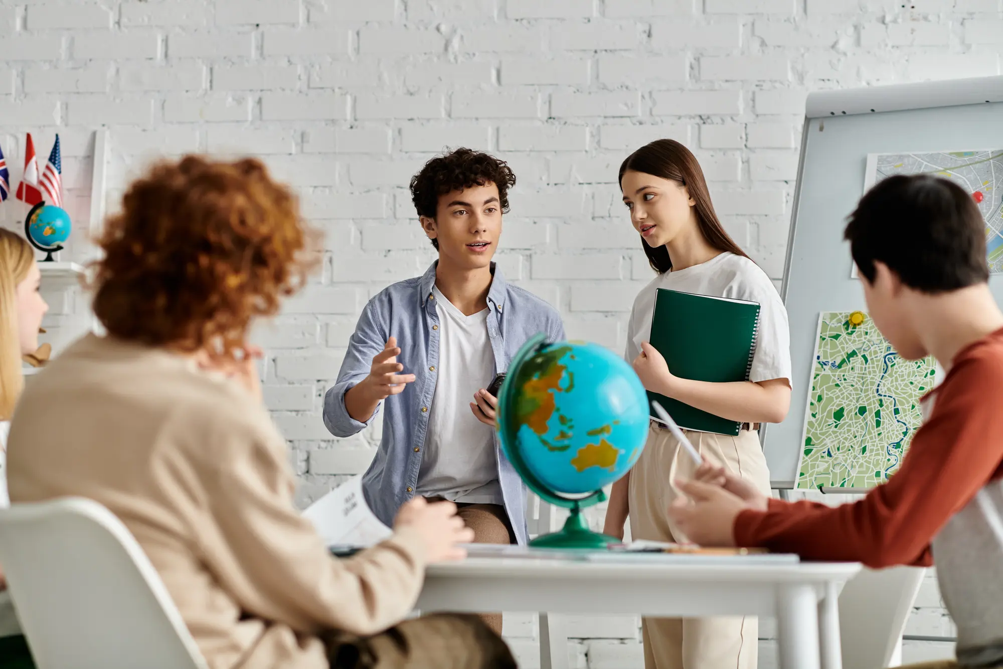 Un gruppo al lavoro in una sessione di formazione